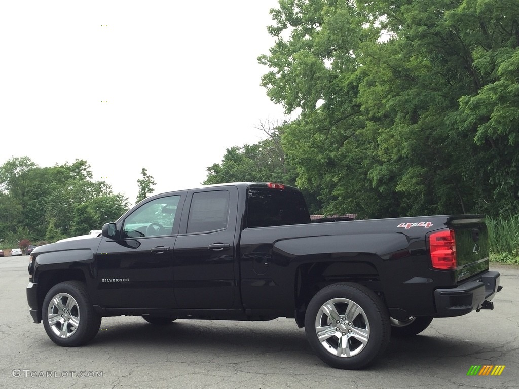 2017 Silverado 1500 Custom Double Cab 4x4 - Black / Dark Ash/Jet Black photo #6