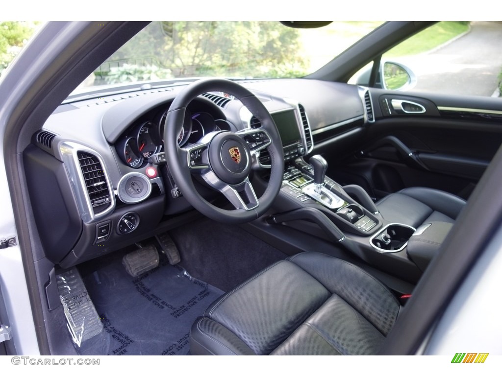 2017 Cayenne Platinum Edition - Rhodium Silver Metallic / Black photo #10