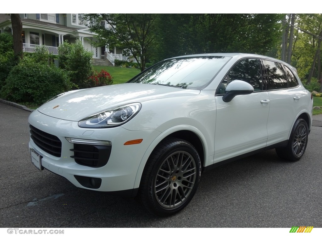 White 2017 Porsche Cayenne Platinum Edition Exterior Photo #121030386