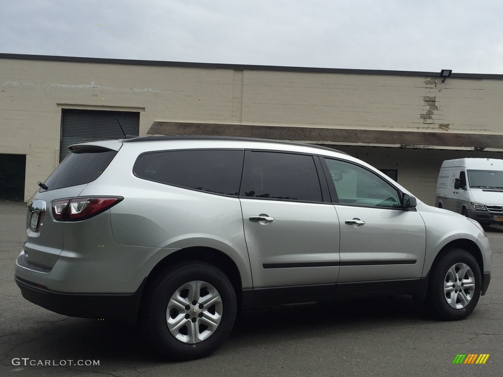 2017 Traverse LS AWD - Silver Ice Metallic / Dark Titanium/Light Titanium photo #4