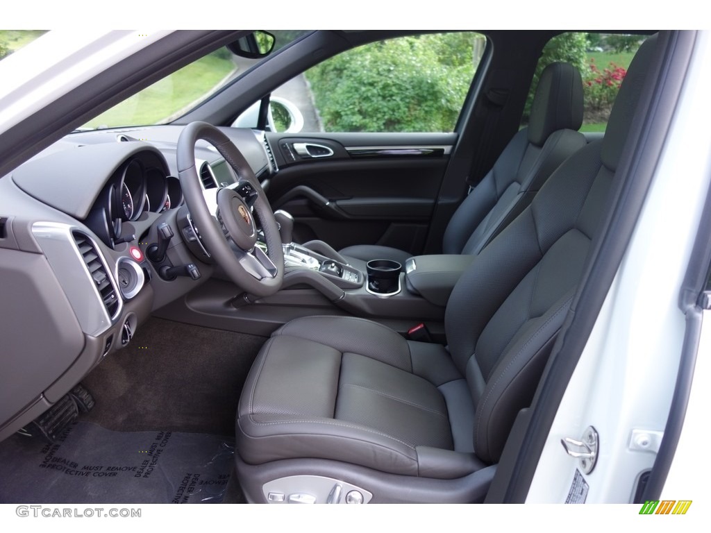2017 Porsche Cayenne Platinum Edition Front Seat Photo #121030752