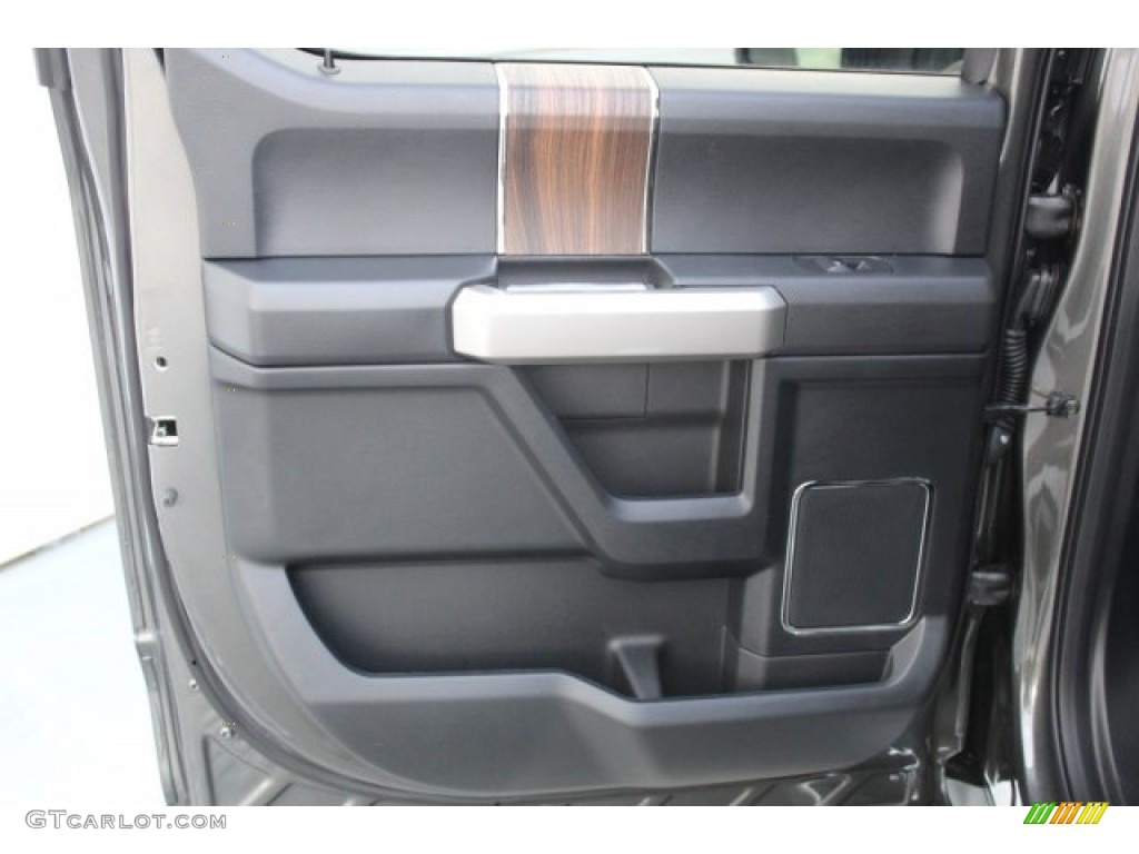 2017 F150 Lariat SuperCrew 4X4 - Magnetic / Black photo #26