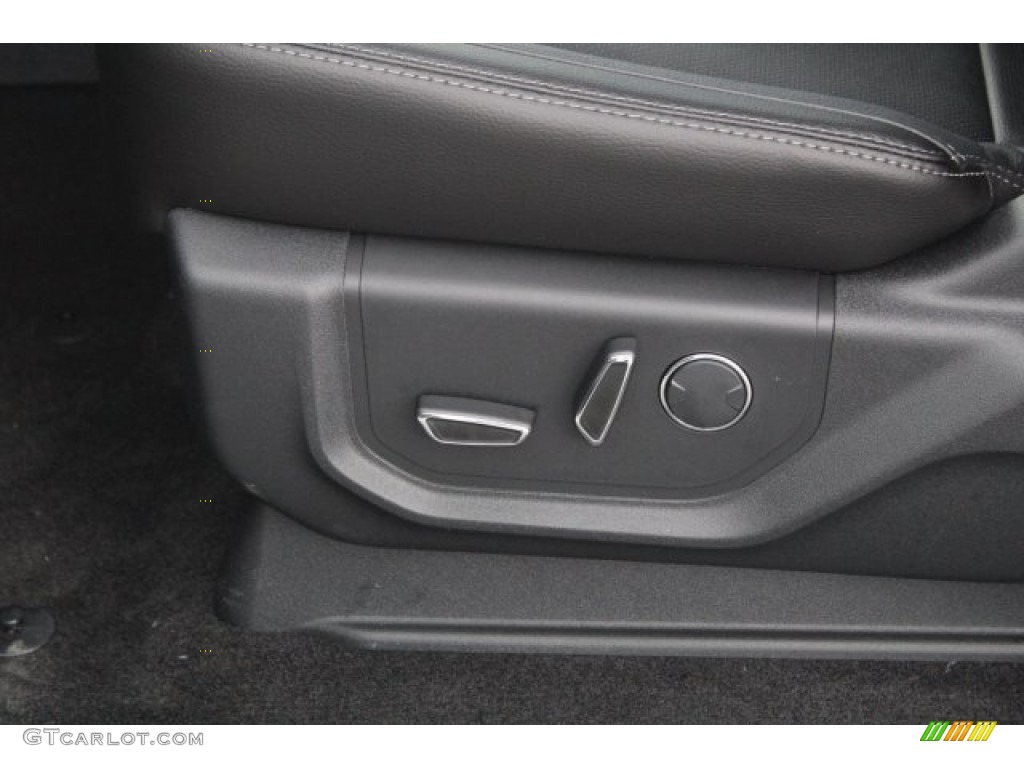 2017 F150 Lariat SuperCrew 4X4 - White Platinum / Black photo #12