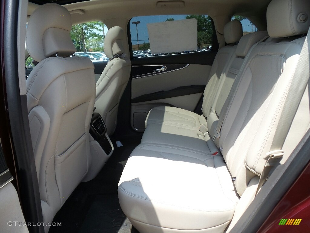 2017 Lincoln MKX Reserve AWD Rear Seat Photo #121036765