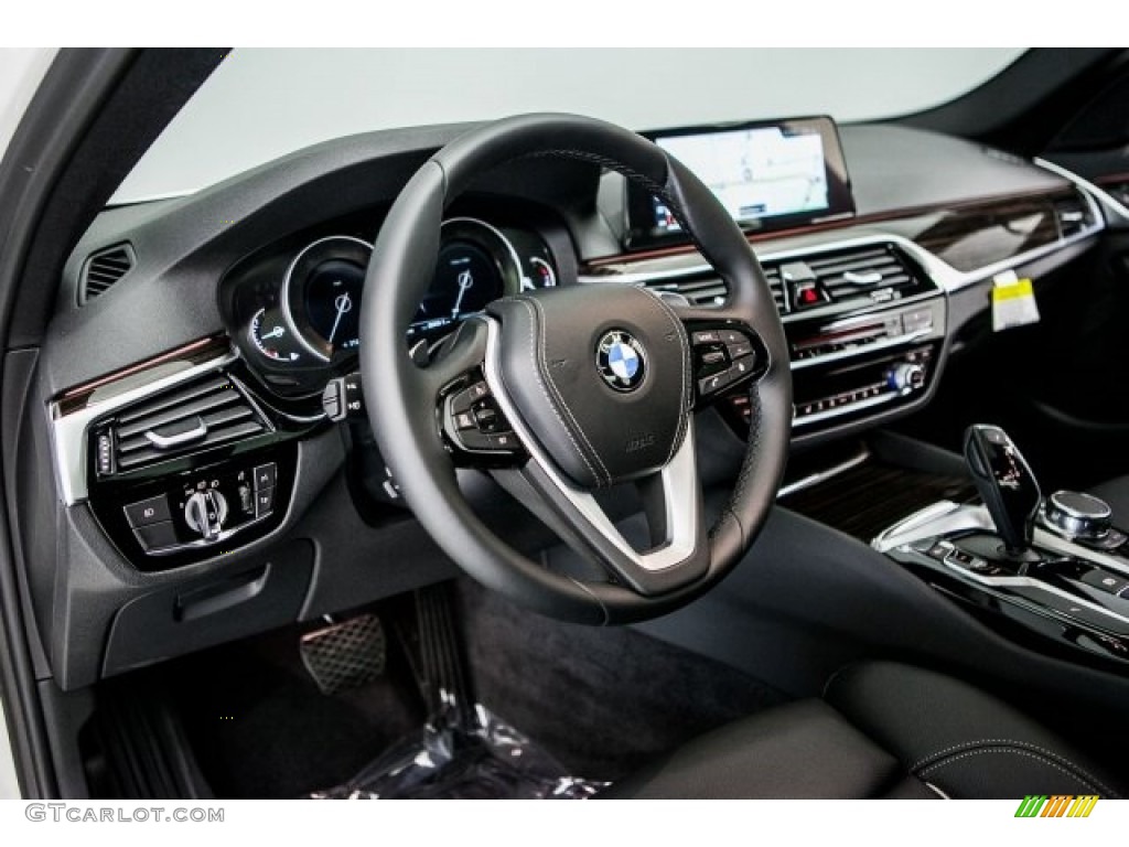 2017 5 Series 540i Sedan - Alpine White / Black photo #5