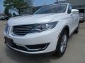 White Platinum 2017 Lincoln MKX Select AWD