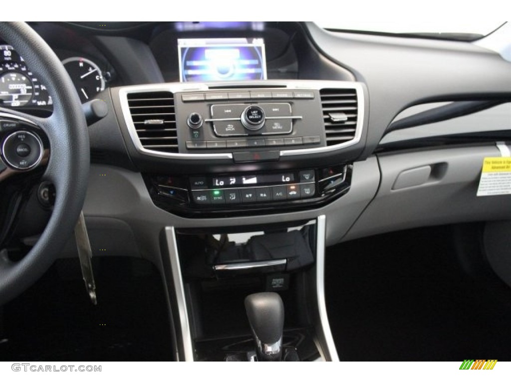 2017 Accord LX Sedan - Modern Steel Metallic / Gray photo #15