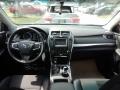 Super White - Camry SE Photo No. 4