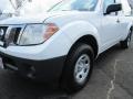 2012 Avalanche White Nissan Frontier S King Cab  photo #41