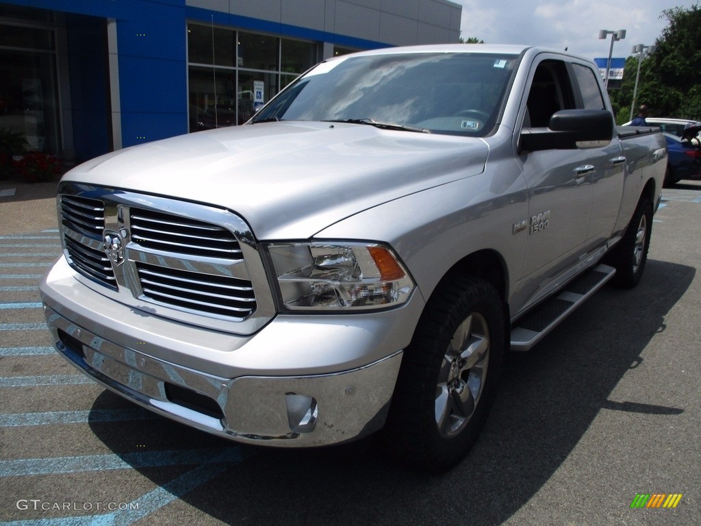 2014 1500 SLT Quad Cab 4x4 - Bright Silver Metallic / Black/Diesel Gray photo #16