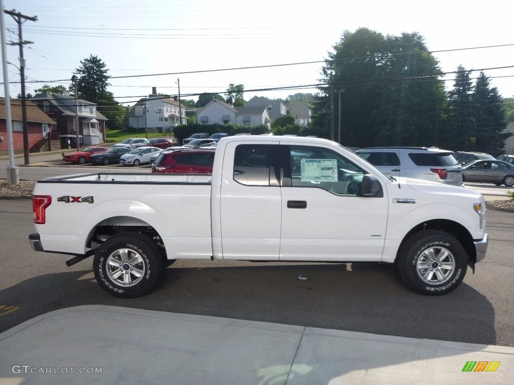 2017 F150 XLT SuperCab 4x4 - Oxford White / Earth Gray photo #4