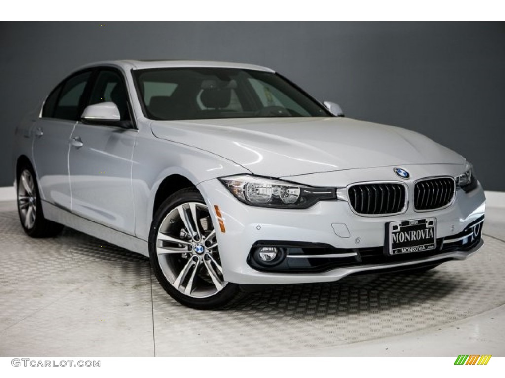 2017 3 Series 330i Sedan - Glacier Silver Metallic / Black photo #12