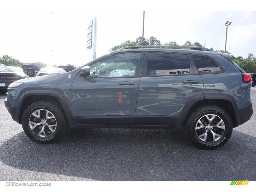 2015 Cherokee Trailhawk 4x4 - Anvil / Trailhawk Black photo #4