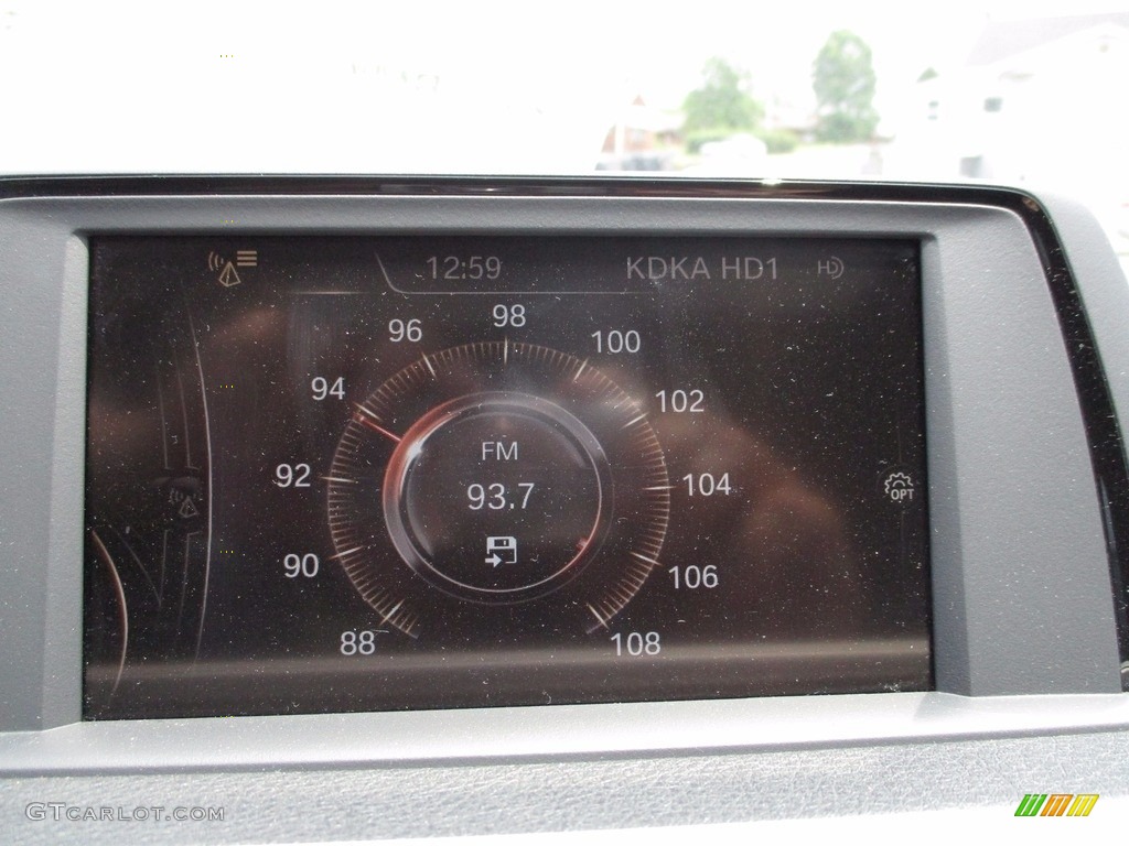 2015 3 Series 320i xDrive Sedan - Jet Black / Black photo #16