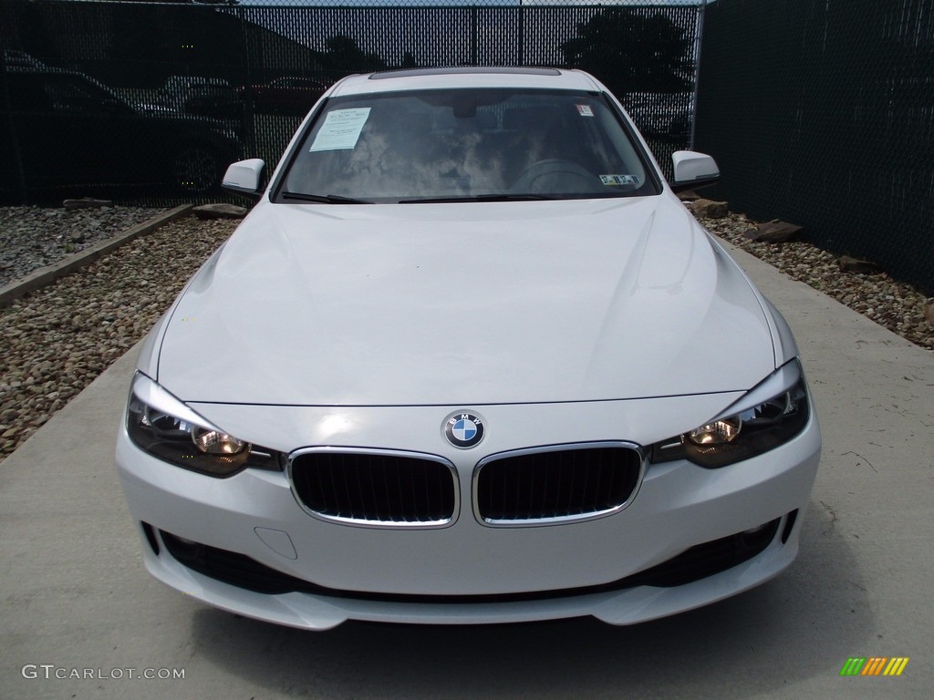 2015 3 Series 320i xDrive Sedan - Alpine White / Black photo #7