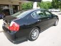 Black Obsidian - M 35x Sedan Photo No. 2