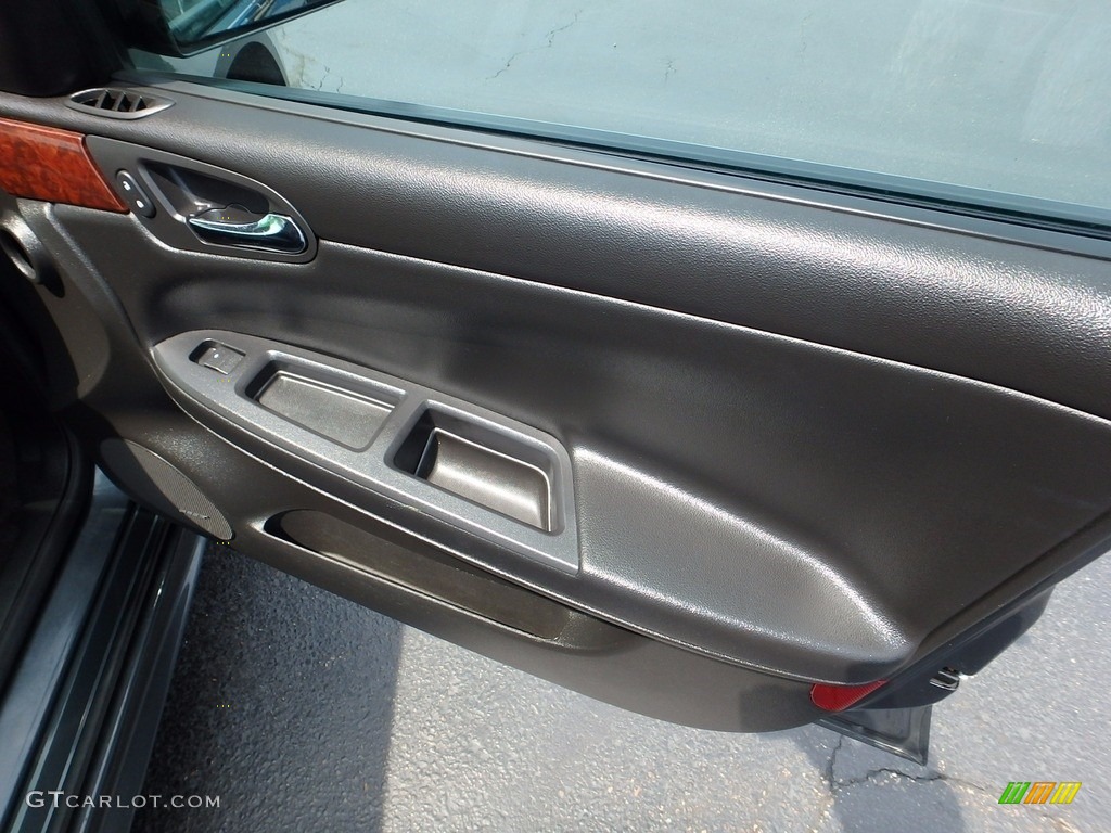 2011 Impala LT - Cyber Gray Metallic / Ebony photo #17