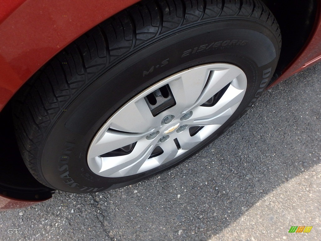 2012 Cruze LS - Autumn Red Metallic / Jet Black/Medium Titanium photo #7
