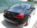 Jet Black - 3 Series 320i xDrive Sedan Photo No. 4
