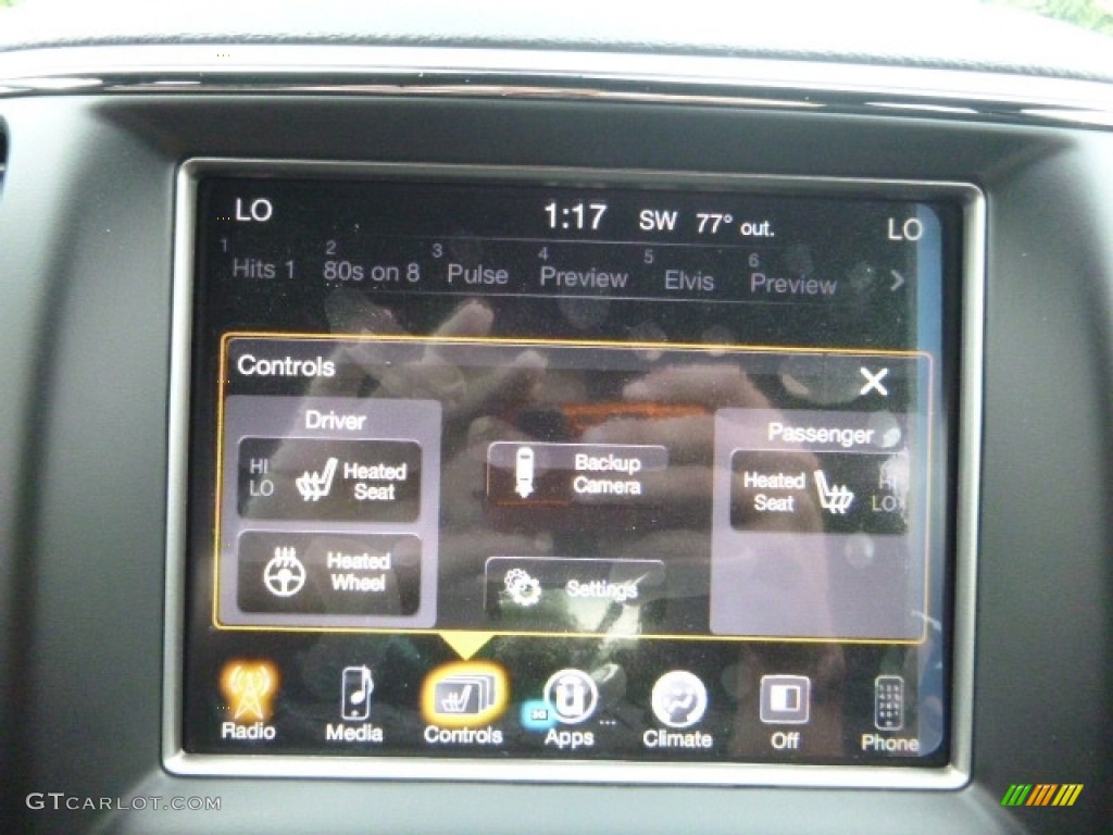 2017 Grand Cherokee Laredo 4x4 - Diamond Black Crystal Pearl / Black photo #18