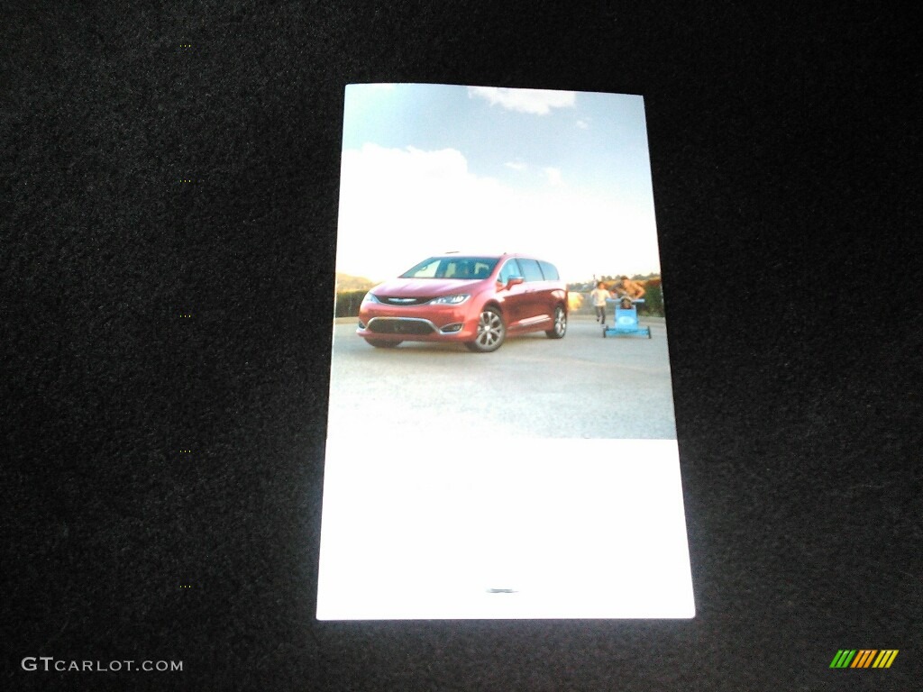 2017 Pacifica Touring L - Molten Silver / Black/Alloy photo #20