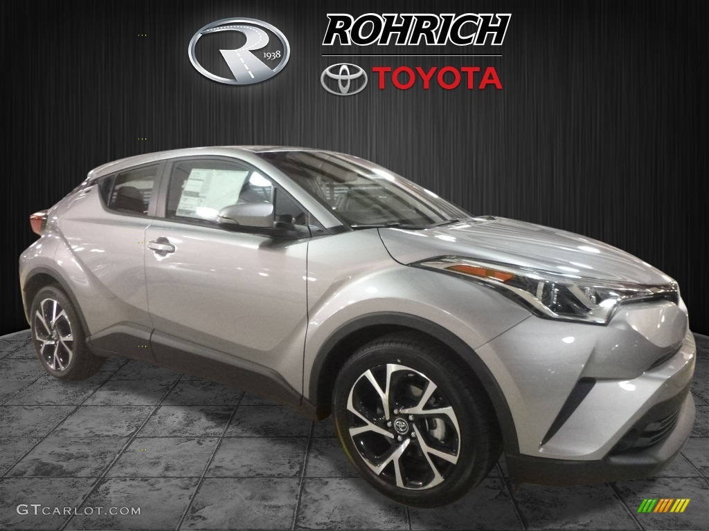 2018 C-HR XLE - Silver Knockout Metallic / Black photo #1