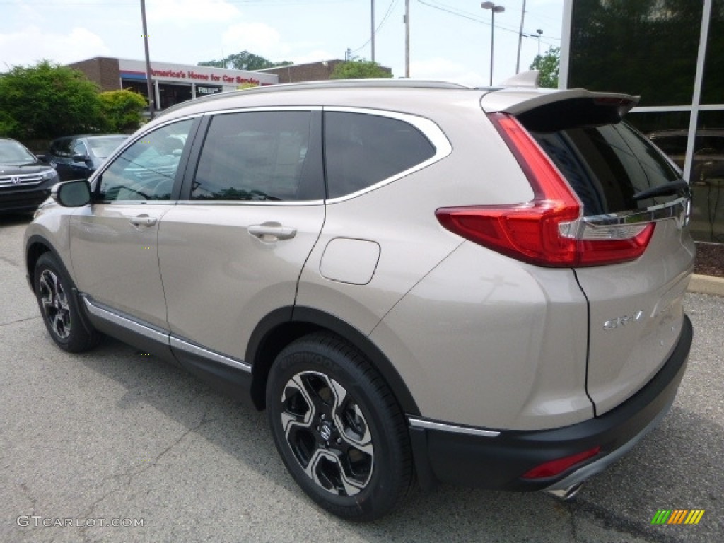 2017 CR-V Touring AWD - Sandstorm Metallic / Ivory photo #2