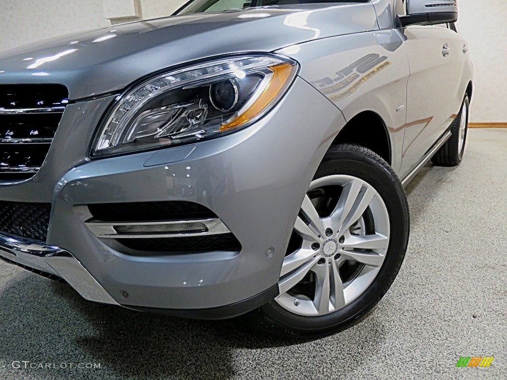 2012 ML 350 4Matic - Palladium Silver Metallic / Almond Beige photo #7