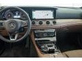Black - E 300 Sedan Photo No. 5