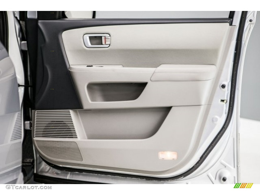 2015 Pilot EX - Alabaster Silver Metallic / Gray photo #26