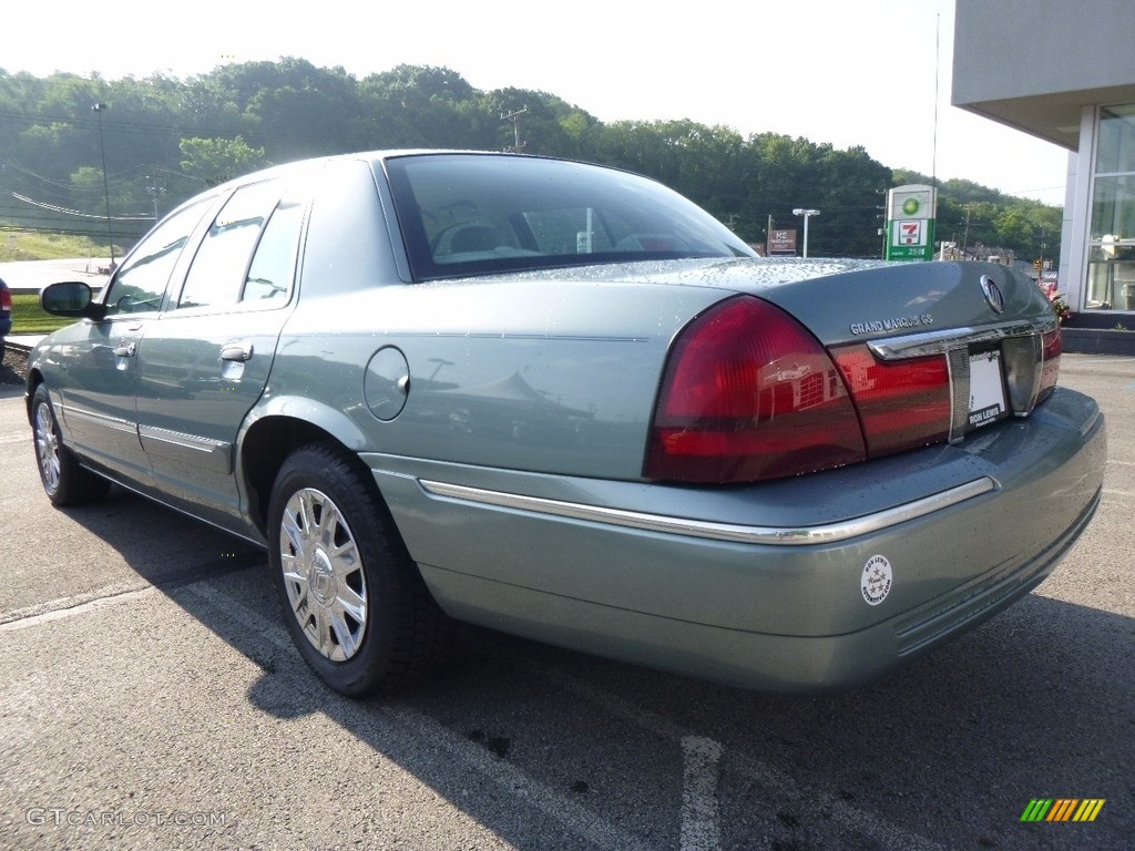 2005 Grand Marquis GS - Light Ice Blue Metallic / Light Flint photo #3