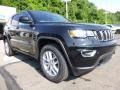 2017 Diamond Black Crystal Pearl Jeep Grand Cherokee Laredo 4x4  photo #9