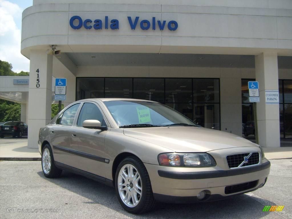 2004 Ash Gold Metallic Volvo S60 2.5T 12093321 Car