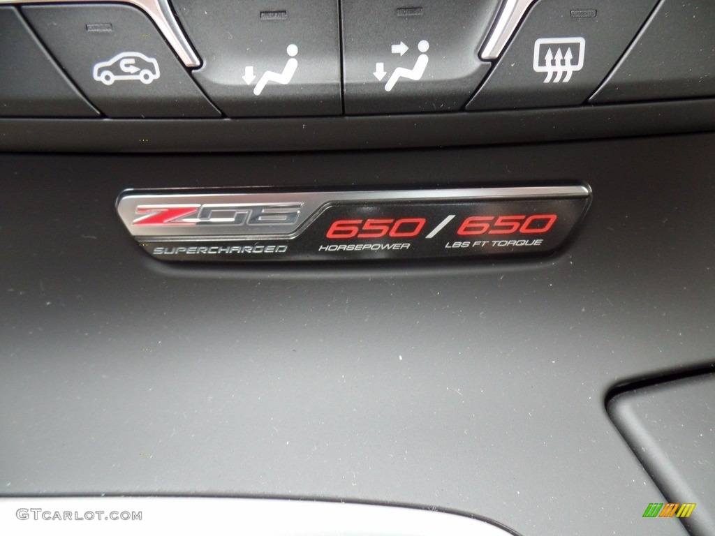 2017 Chevrolet Corvette Z06 Coupe Marks and Logos Photo #121095603