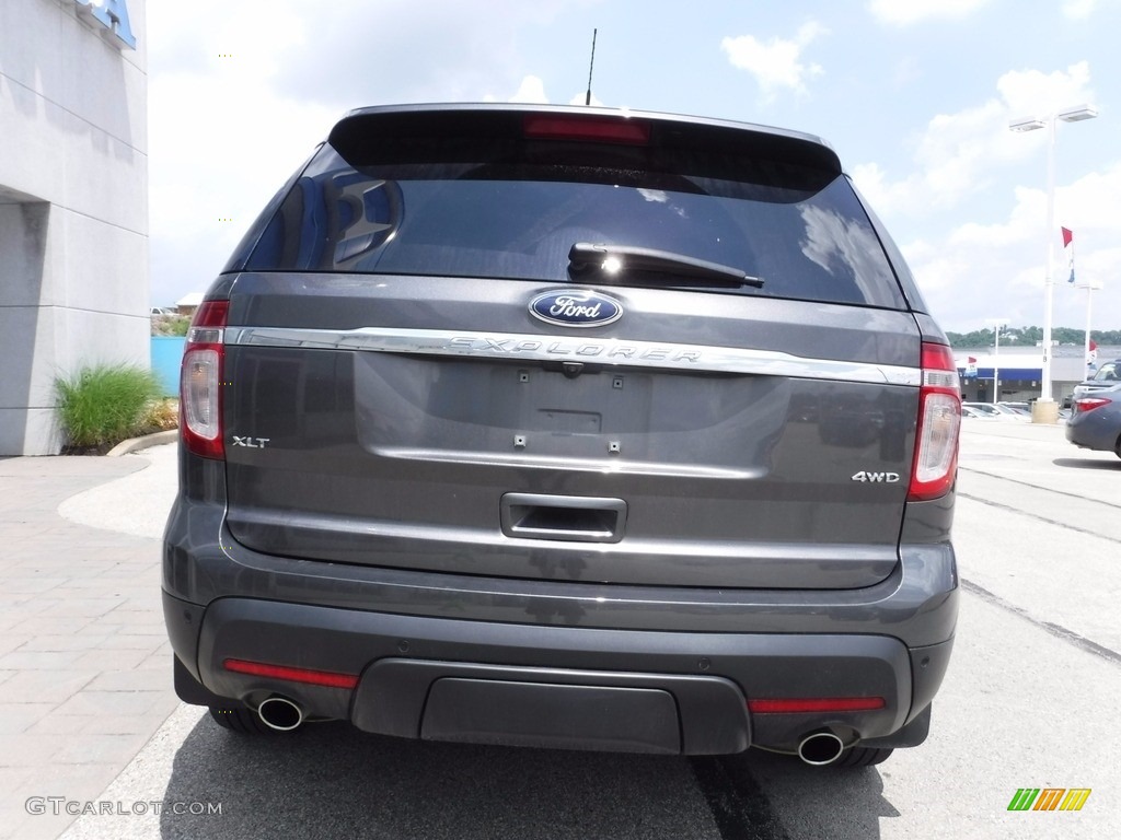 2015 Explorer XLT 4WD - Magnetic / Charcoal Black photo #10