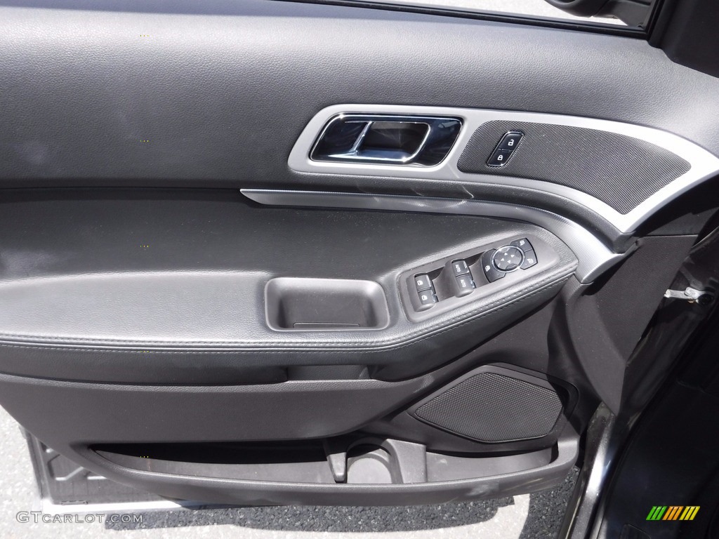 2015 Explorer XLT 4WD - Magnetic / Charcoal Black photo #13