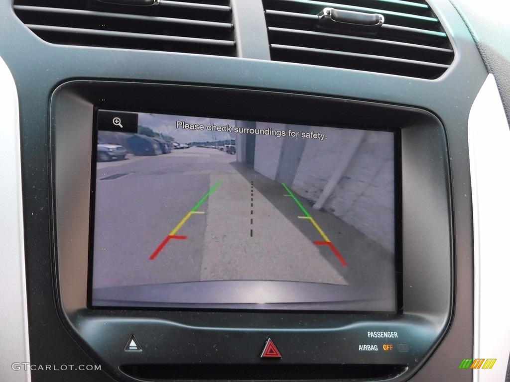 2015 Explorer XLT 4WD - Magnetic / Charcoal Black photo #20
