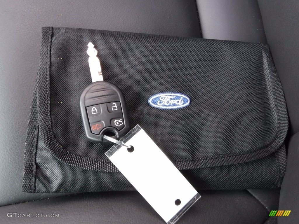 2015 Explorer XLT 4WD - Magnetic / Charcoal Black photo #26