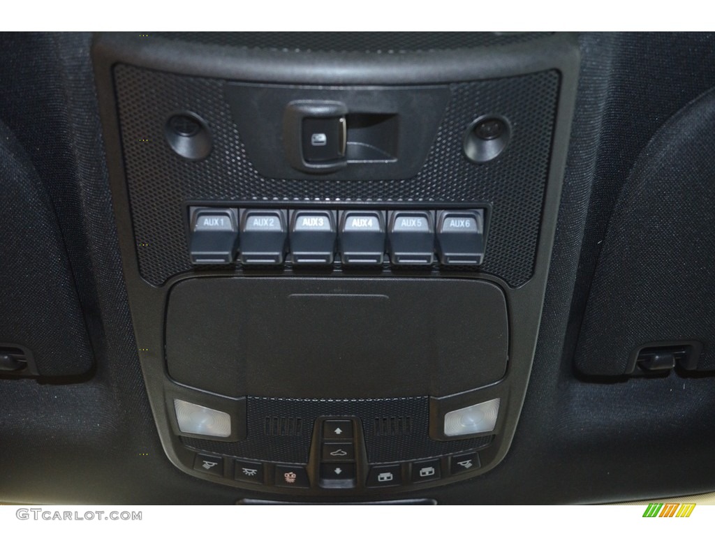2017 F150 SVT Raptor SuperCrew 4x4 - Avalanche / Raptor Black photo #17