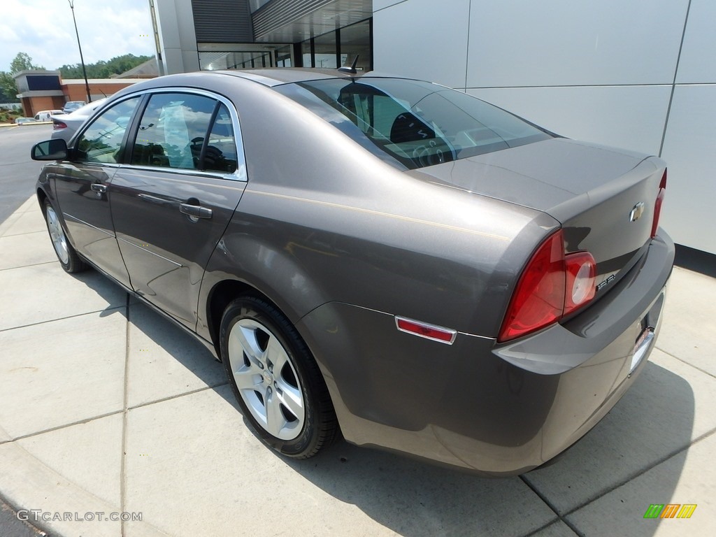 2010 Malibu LS Sedan - Mocha Steel Metallic / Cocoa/Cashmere photo #3