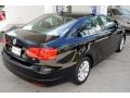Black - Jetta SE Sedan Photo No. 9