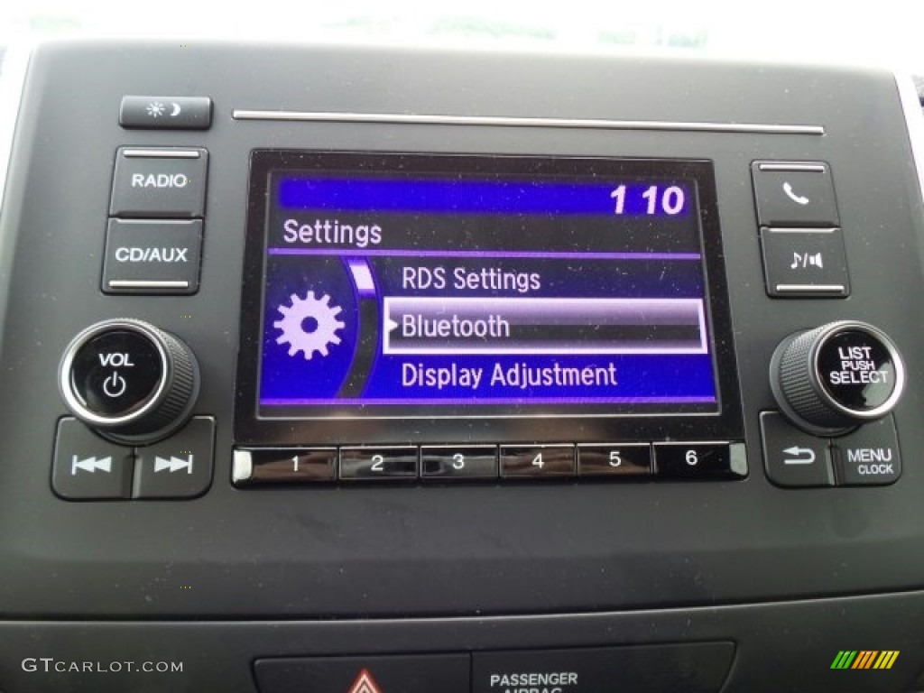 2017 Honda Ridgeline RTS AWD Controls Photo #121105761