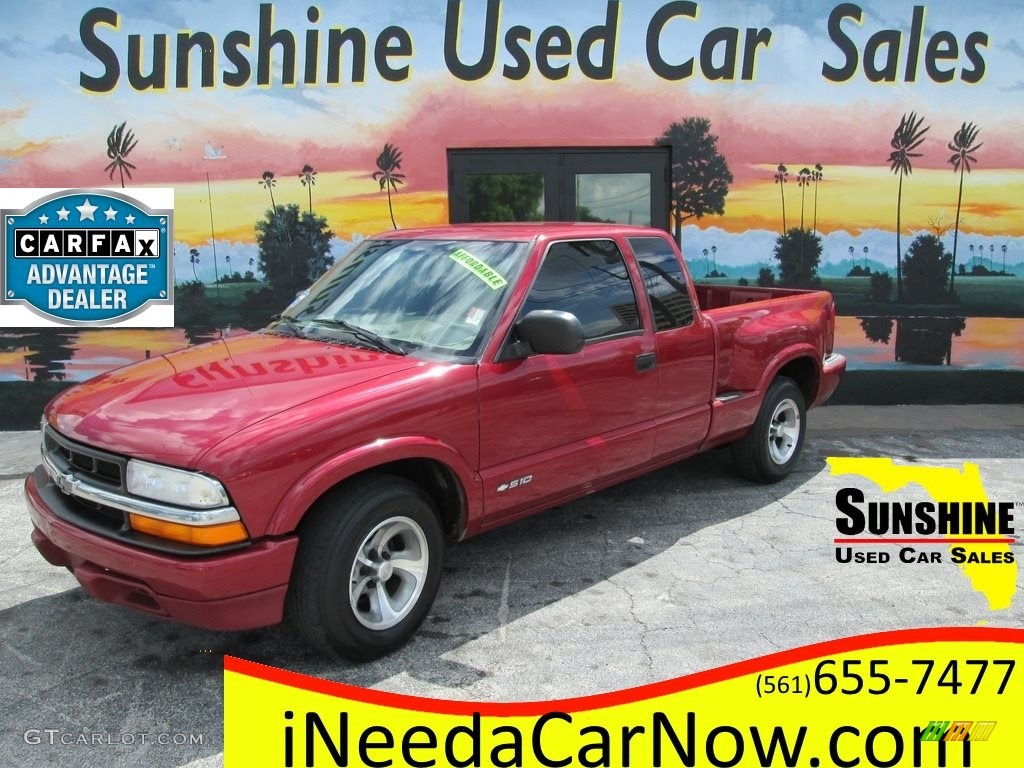2000 S10 LS Extended Cab - Dark Cherry Red Metallic / Medium Gray photo #1