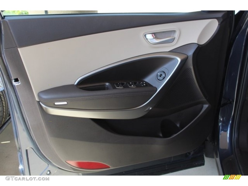 2017 Hyundai Santa Fe Sport FWD Door Panel Photos