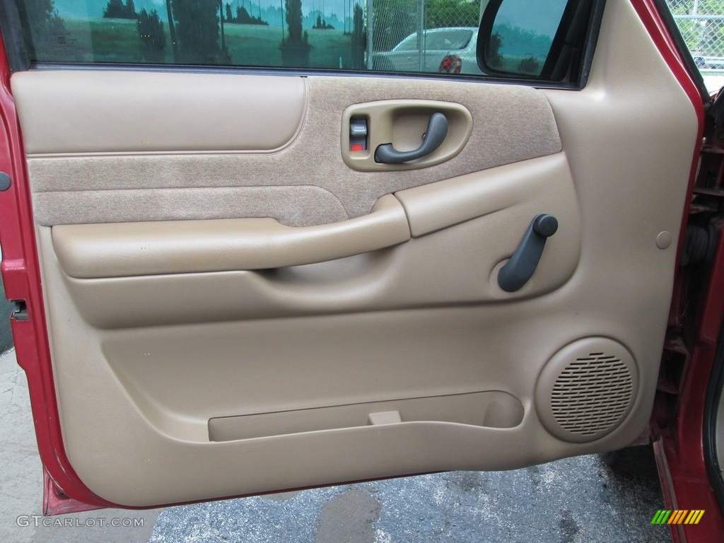 2000 S10 LS Extended Cab - Dark Cherry Red Metallic / Medium Gray photo #12