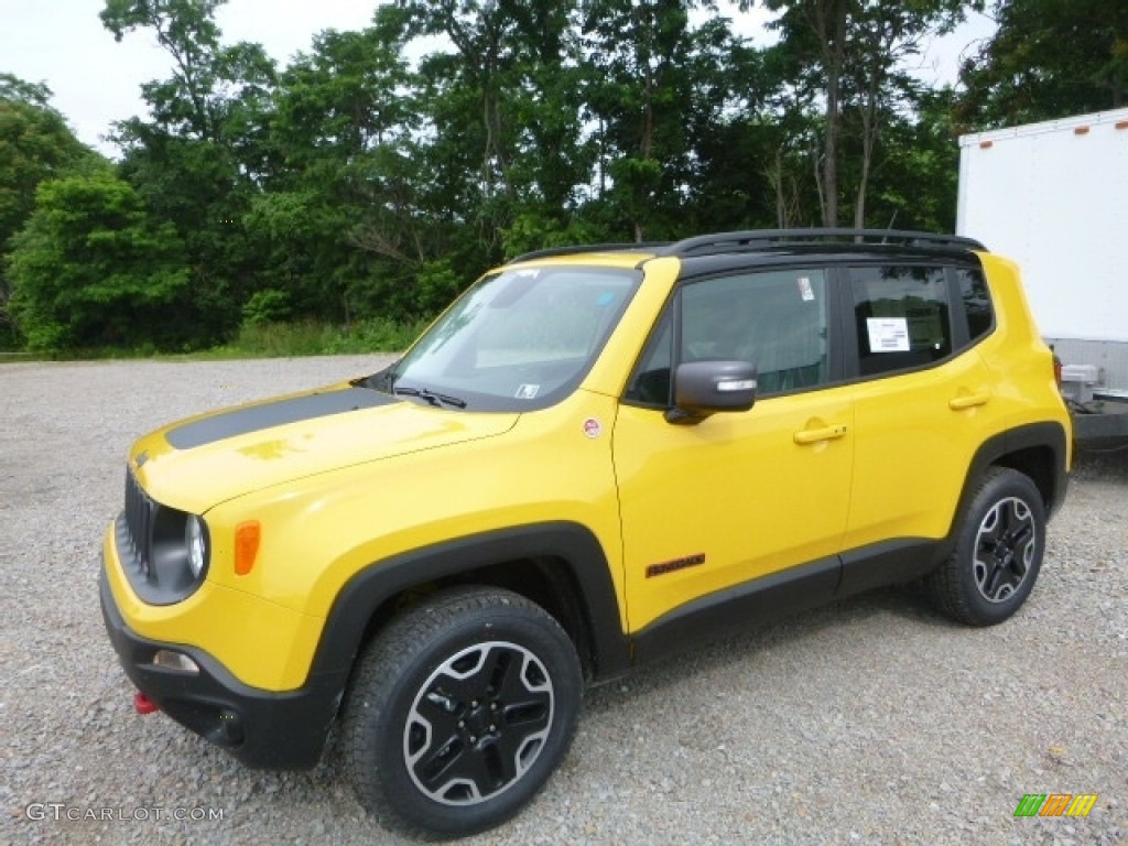 2017 Renegade Trailhawk 4x4 - Solar Yellow / Black photo #1