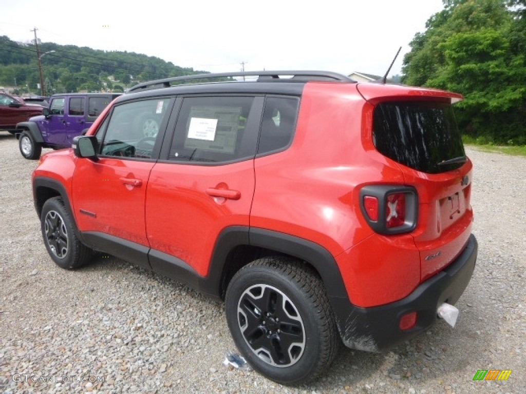 2017 Renegade Trailhawk 4x4 - Colorado Red / Black photo #3