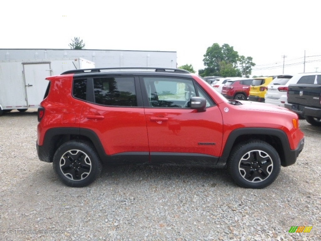 2017 Renegade Trailhawk 4x4 - Colorado Red / Black photo #6