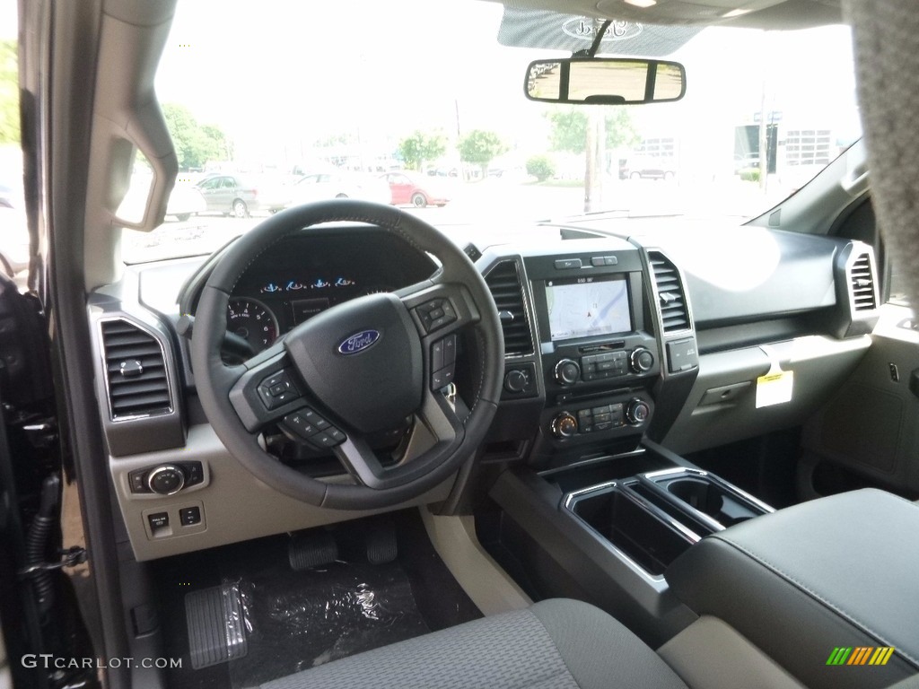 2017 F150 XLT SuperCrew 4x4 - Shadow Black / Black photo #12