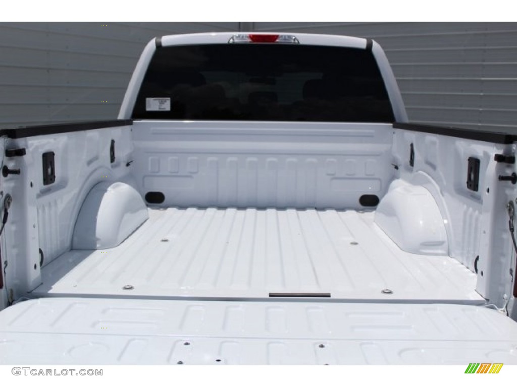 2017 F150 XLT SuperCrew - Oxford White / Earth Gray photo #26